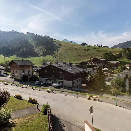 Apartment Pour 4 Pers Avec Garage, Proche Village Et Remontees - Fr-1-437-11 La Clusaz